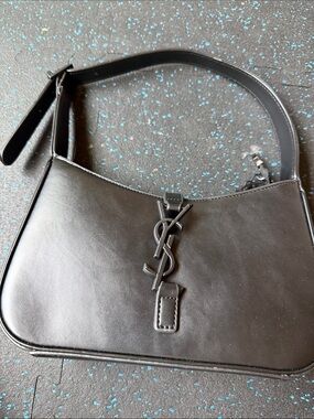 Fashion Inspired Black Leather Shoulder Bag